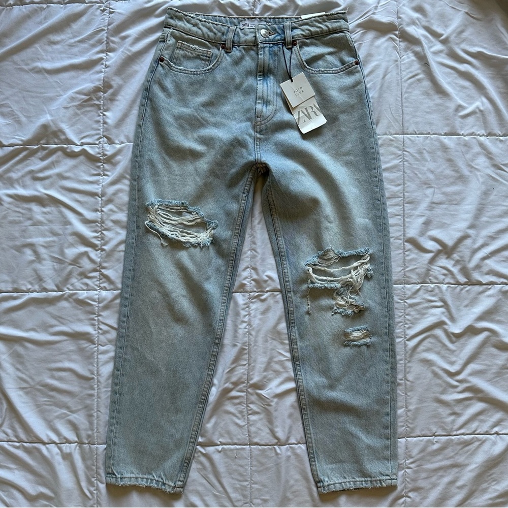 ZARA Classic Mom Fit High Rise Ripped Jeans
